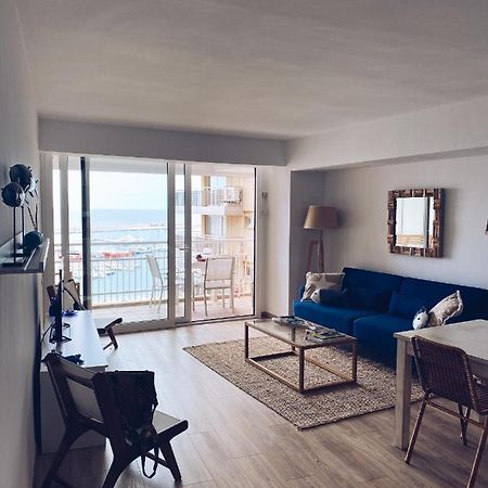 Precioso Apartamento Delante Del Mar En Паламос Экстерьер фото