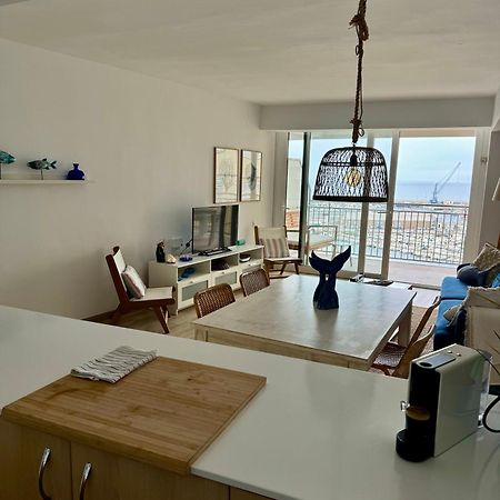 Precioso Apartamento Delante Del Mar En Паламос Экстерьер фото